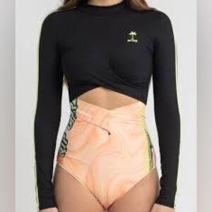 Never used! Rip Curl Twin Fin Black Long Sleeve Surf Swimsuit